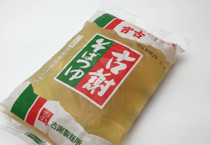 創業８０年老舗の生麺